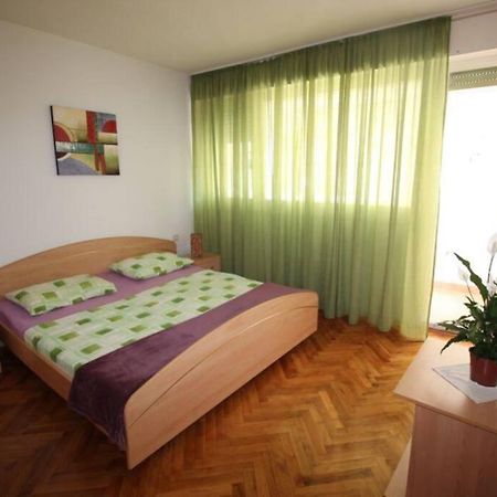 Old City/Beach 13 Minutes Away, Parking, For 4 Split Exteriör bild