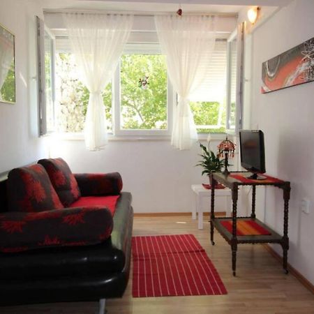 Old City/Beach 13 Minutes Away, Parking, For 4 Split Exteriör bild