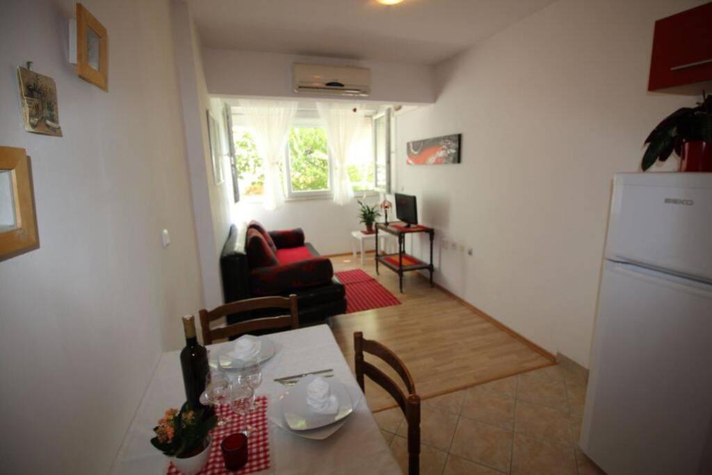 Old City/Beach 13 Minutes Away, Parking, For 4 Split Exteriör bild
